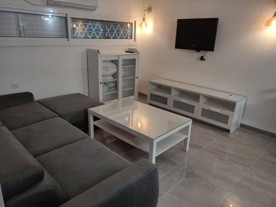 Apartamento יחידת אירוח חדשה ומקסימה בכרמיאל Exterior foto
